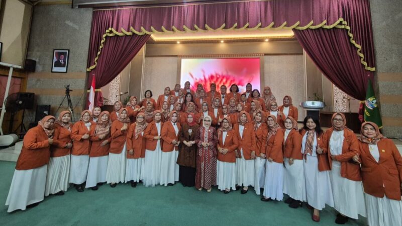 Hj. Tati Arianigsih Resmi Dilantik sebagai Ketua Umum GOW Kota Bekasi 2025–2030, Siap Perkuat Peran Perempuan dalam Pembangunan Daerah