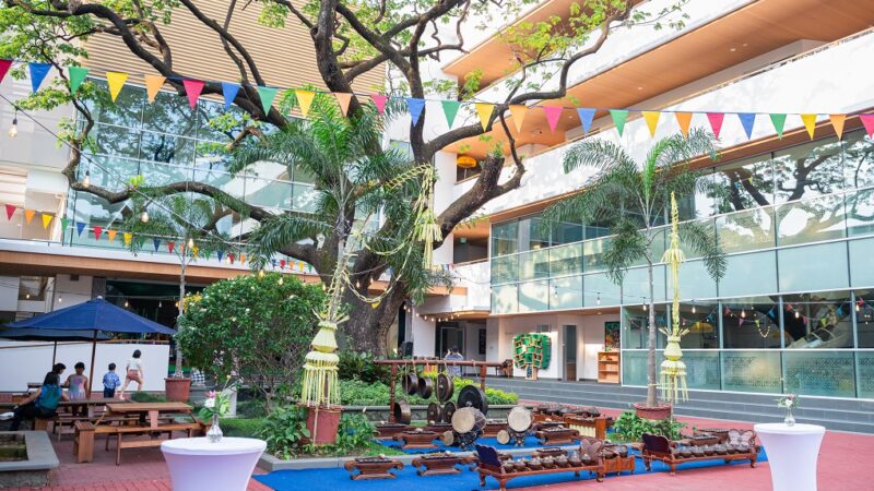 Jakarta Intercultural School Rayakan Pembukaan Kembali Kampus Pattimura Elementary