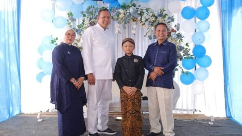Wali Kota Bekasi Hadiri Syukuran Khitanan Warga