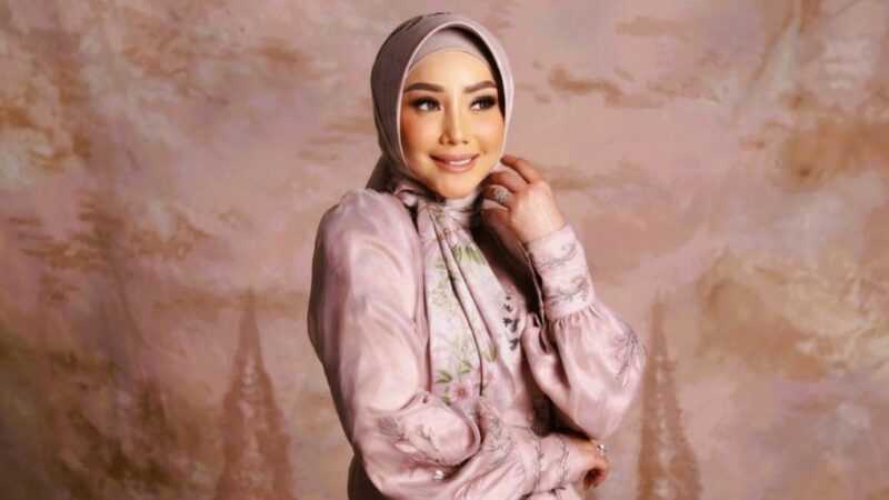 KD Hijab Kristina Siap Kepakkan Sayap ke Pasar Fashion Asia