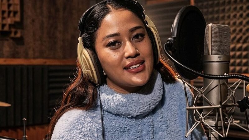 Lissa V Garap Single Dangdut Baru dengan Proses Take Vokal yang Seru
